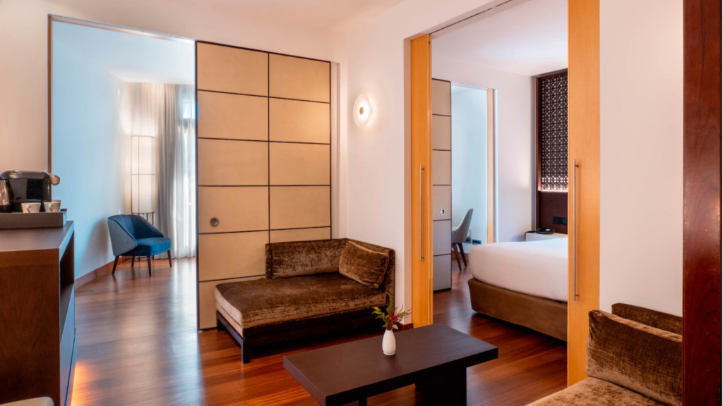 GRAND MARINA 5