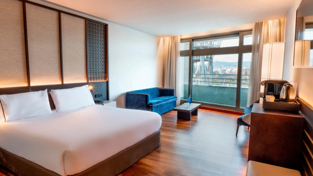 GRAND MARINA 6